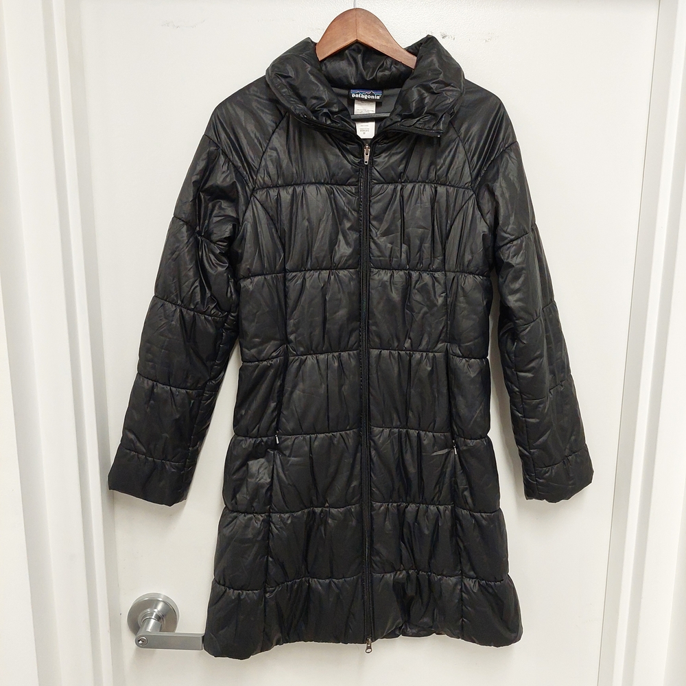 Women's Black Patagonia Puffer Coat - Size M